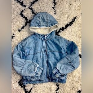 American Eagle girls fuzzy acid wash Jean jacket size S